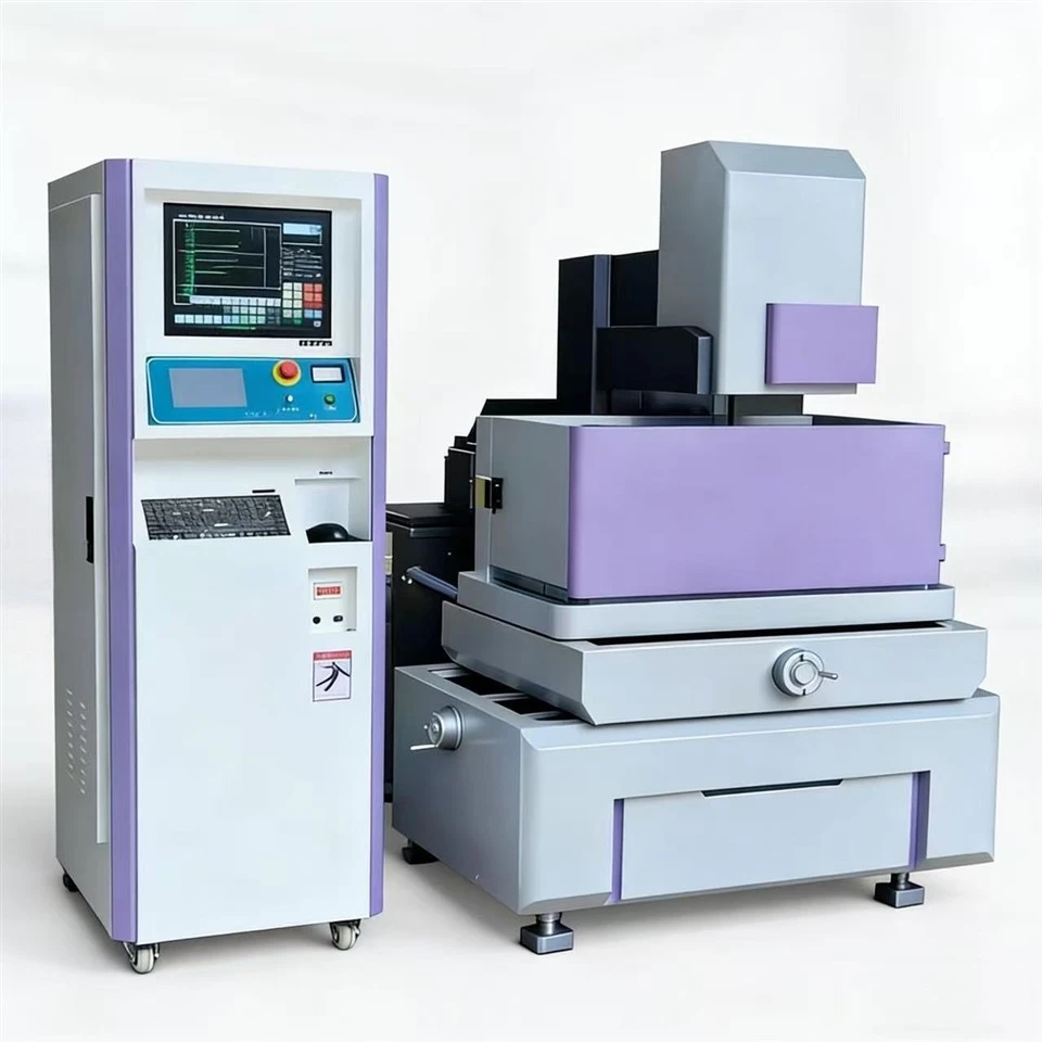 CNC vielos EDM mašina